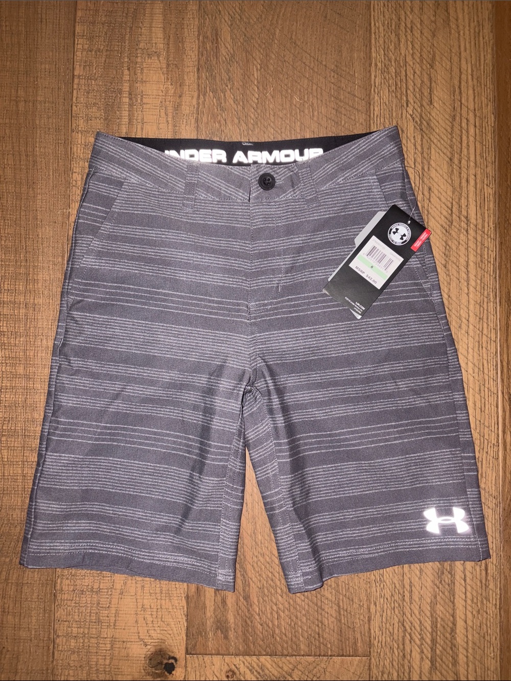 Under Armour Men’s Gray Striped Performance Athletic Shorts